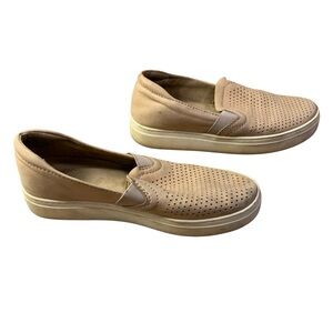 Naturalizer Carly Tan Perforated Leather Slip On Sneakers Size 7.5M